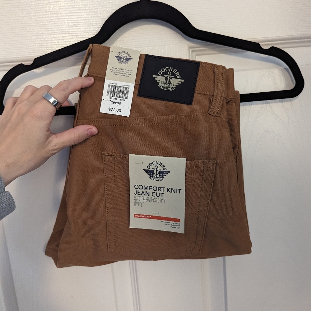 NWT Men's Dockers Straight Cut Jean Fit Brown Pants 29x30